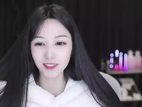 Nuyoah-77 online show from 02/08/26, 03:04