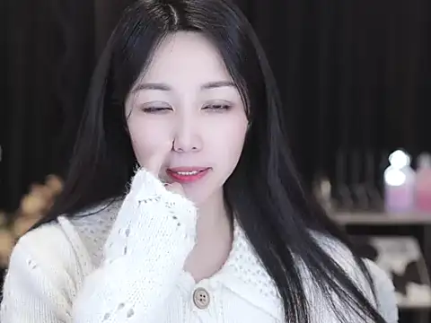 Nuyoah-77 online show from 03/20/26, 06:18