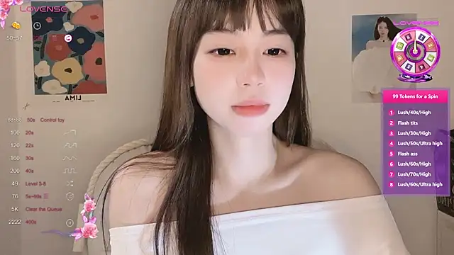 -Hottie online show from 10/30/25, 04:08