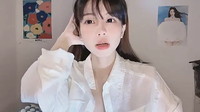 -Hottie online show from 12/16/25, 04:12