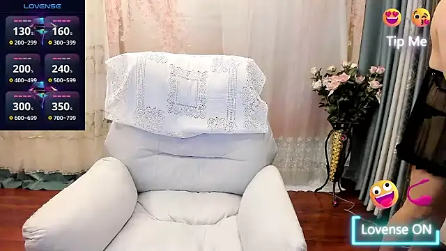 Pennyee online show from 09/23/25, 12:52