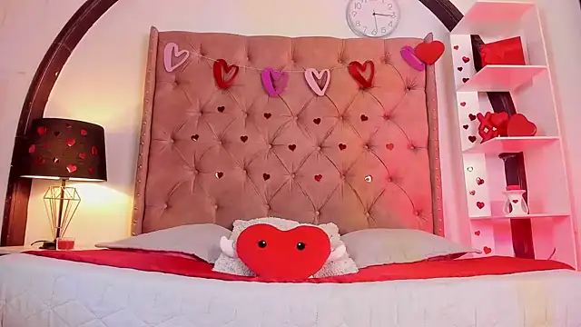 LadyAvalon online show from 02/09/25, 08:13