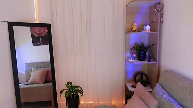 ValeriaCox online show from 11/12/25, 02:39