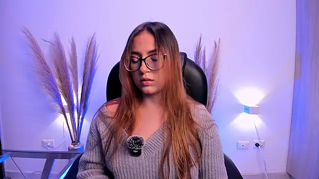 Snapshot of RyliieHunter chatting on 01/24/25, 02:18 RyliieHunter online show from 01/24/25, 02:18