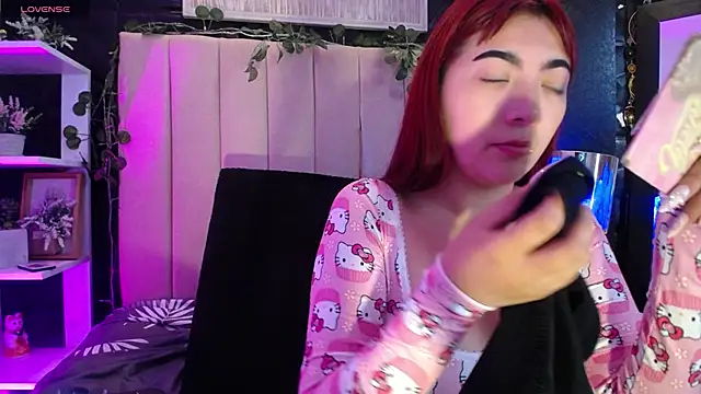 Mia Rinn online show from 12/17/24, 01:38