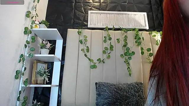 Mia Rinn online show from 02/19/25, 05:27