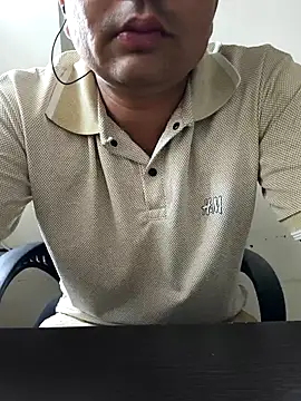 akkyplayboy08 online show from 10/28/25, 06:39