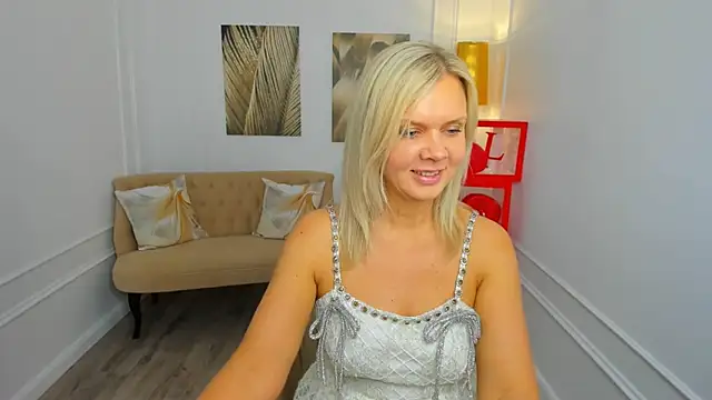 AgathaKlouin online show from 02/23/26, 11:40