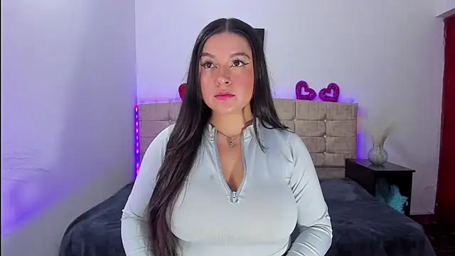 Alice Summer1 online show from 12/01/25, 09:20