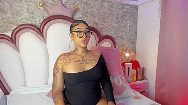 Mia Jansen online show from 03/12/26, 01:39