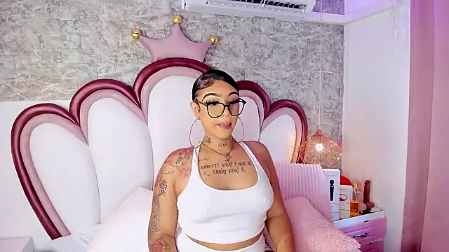 Mia Jansen online show from 04/08/26, 03:12