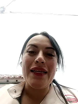Snapshot of Lesly_10- chatting on 12/25/24, 09:22 Lesly 10- online show from 12/25/24, 09:22