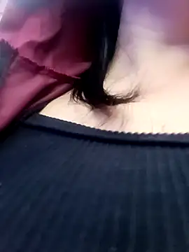 Snapshot of Lesly_10- chatting on 12/26/24, 10:41 Lesly 10- online show from 12/26/24, 10:41