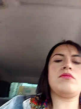 Snapshot of Lesly_10- chatting on 02/03/25, 05:24 Lesly 10- online show from 02/03/25, 05:24