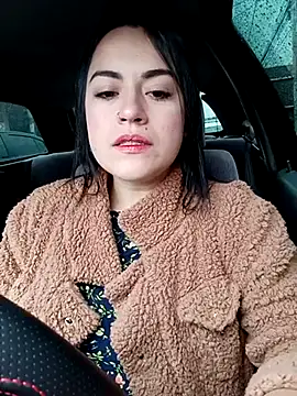 Snapshot of Lesly_10- chatting on 03/17/25, 12:04 Lesly 10- online show from 03/17/25, 12:04