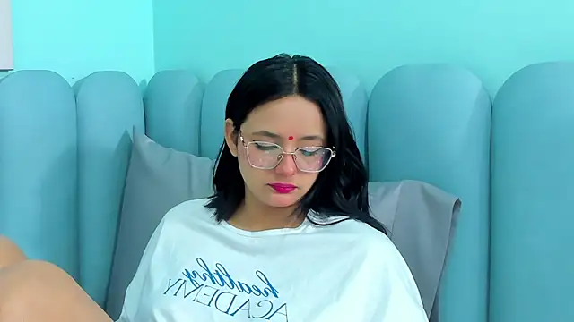 Snapshot of kae_styles chatting on 01/28/25, 09:08 kae styles online show from 01/28/25, 09:08