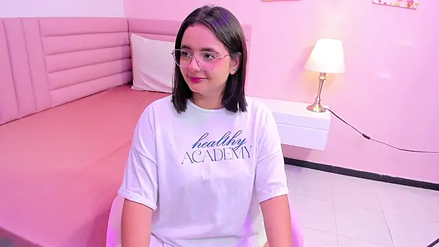 Snapshot of kae_styles chatting on 09/24/25, 08:01 kae styles online show from 09/24/25, 08:01