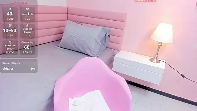 kae styles online show from 11/04/25, 07:57