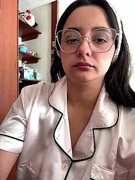 Snapshot of kae_styles chatting on 01/10/26, 03:03 kae styles online show from 01/10/26, 03:03