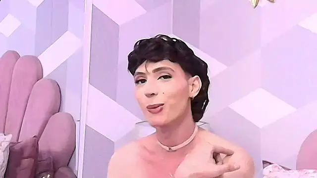 KylieMonnett online show from 10/11/25, 06:39