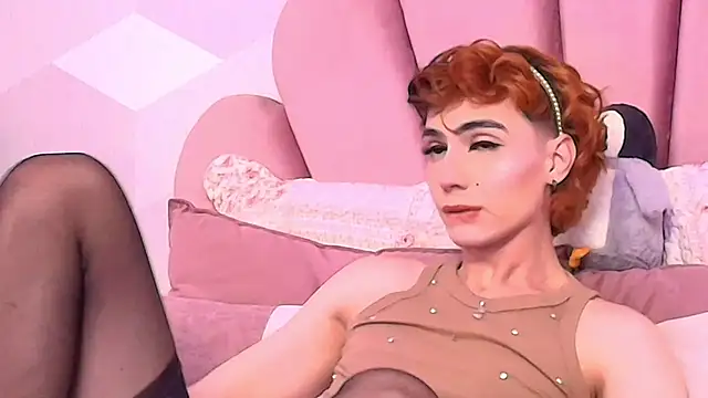 KylieMonnett online show from 02/10/26, 11:53