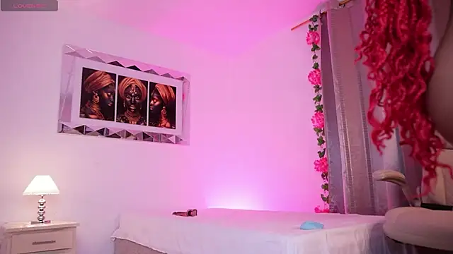 Alondrasparrow2 online show from 01/28/25, 11:39