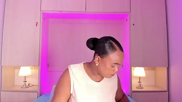 EmilyyStuart online show from 03/07/26, 03:36