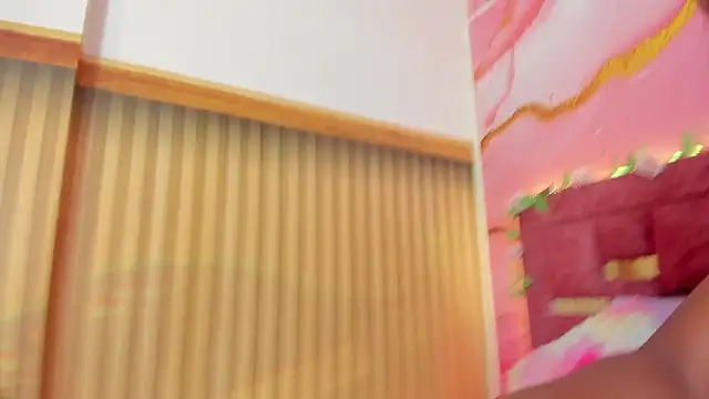 melody paris online show from 03/27/26, 10:59