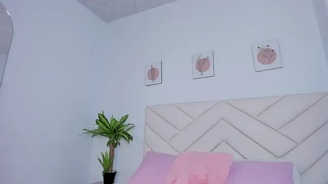 Brianna bigboobs online show from 12/29/24, 02:10