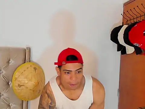 Andrew wolf7 online show from 09/09/25, 02:16