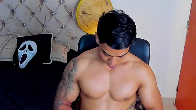 Andrew wolf7 online show from 10/31/25, 03:57