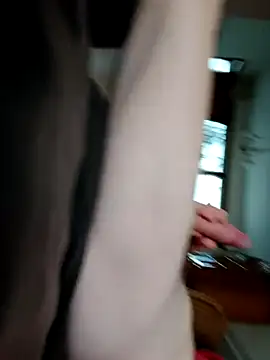 Snapshot of Sexybeer2005 chatting on 10/30/25, 02:40 Sexybeer2005 online show from 10/30/25, 02:40