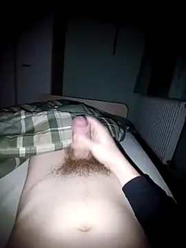 Snapshot of Sexybeer2005 chatting on 10/31/25, 07:09 Sexybeer2005 online show from 10/31/25, 07:09