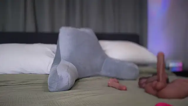 Snapshot of longislandprincess chatting on 09/12/25, 04:01 longislandprincess online show from 09/12/25, 04:01