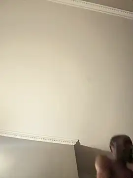 Snapshot of tripletreat chatting on 03/15/26, 02:06 tripletreat online show from 03/15/26, 02:06