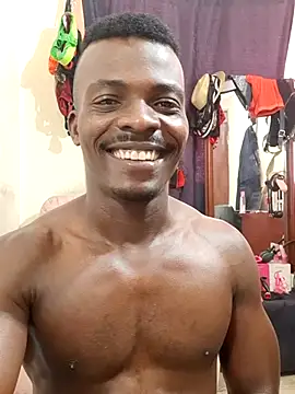 yezz3011 online show from 11/13/25, 07:02