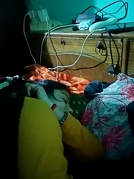 Lustyful Couple online show from 01/04/25, 09:41