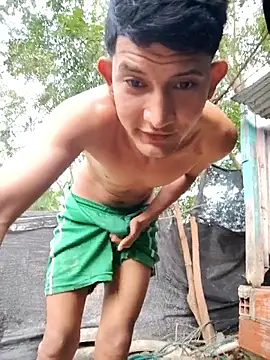 Valentinacuc online show from 02/04/26, 11:49