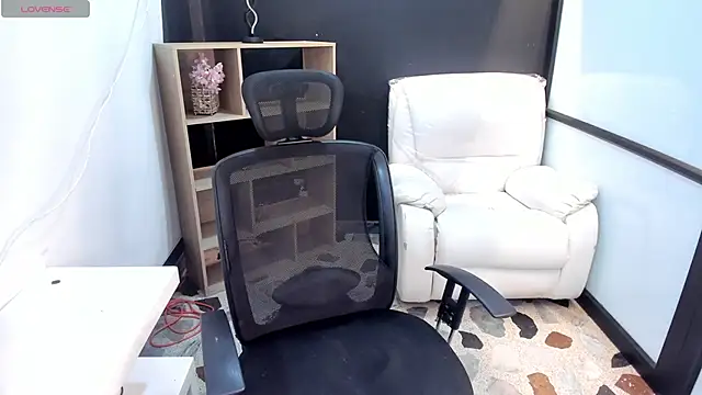 EmySilver online show from 02/04/25, 02:43