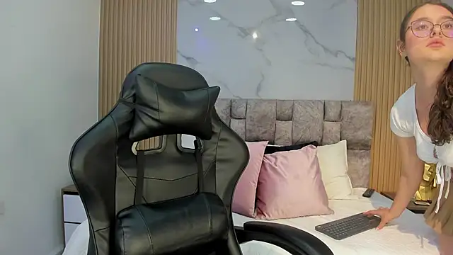 Khalifa fletcher online show from 01/31/25, 01:33