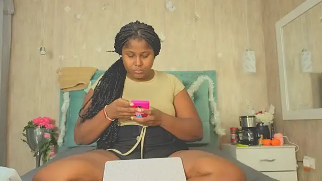 Alexa roussee online show from 01/08/26, 01:13