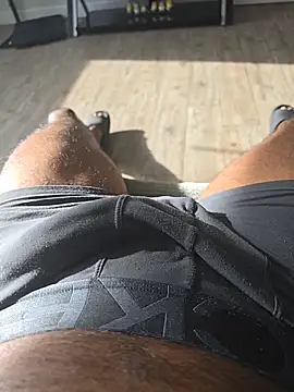 Keshuloveyou online show from 02/20/25, 08:25