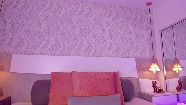 AishaPeyton online show from 12/18/25, 02:56