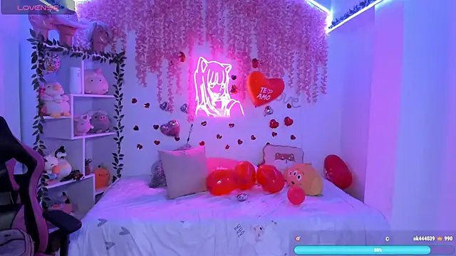 cat kitty18  online show from 02/18/25, 06:15