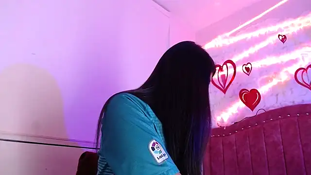 SarahStones online show from 03/01/25, 03:43