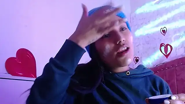 SarahStones online show from 03/21/25, 05:11