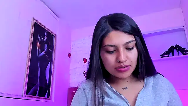 SarahStones online show from 10/02/25, 09:05