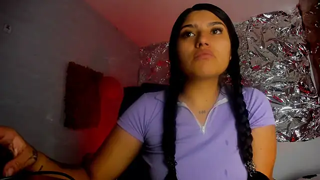 SarahStones online show from 03/25/26, 06:19