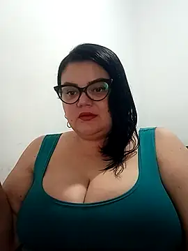 Madisonpalacio online show from 12/17/25, 08:37