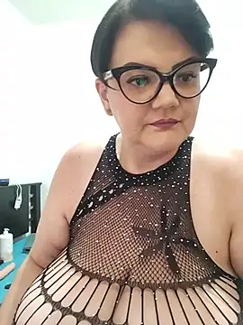 Madisonpalacio online show from 06/23/26, 07:12